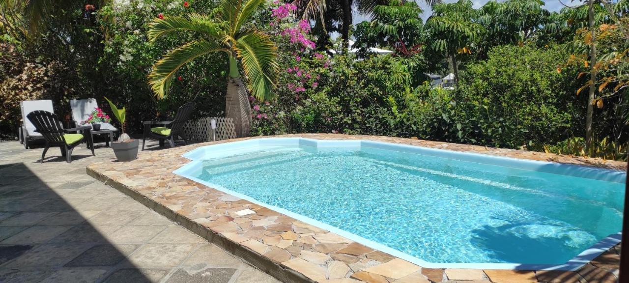 Bungalow Tout Confort Avec Piscine Partagee A 5 Mn De La Mer Сен Франсоа Екстериор снимка